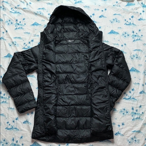 North Face Womens Tonnerro Parka Medium Black